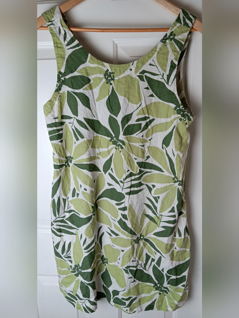Nicole Miller Size Large 100 % Linen  Green White Tropical Leaf Shift Mini Dress